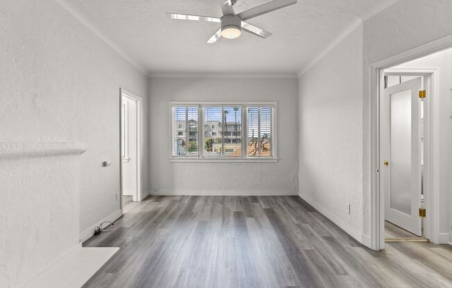 608 W 6th Street