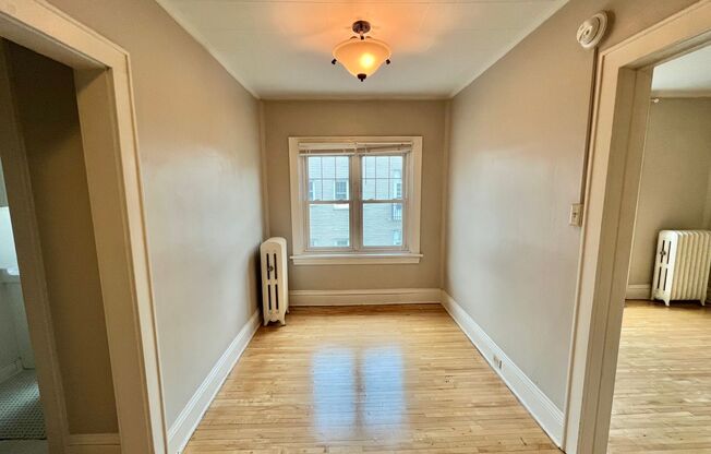 1 bed, 1 bath, 650 sqft, $1,225, Unit 311