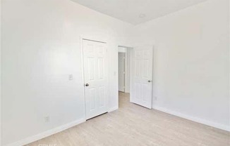 2 beds, 1 bath, 580 sqft, $1,850, Unit 1/4