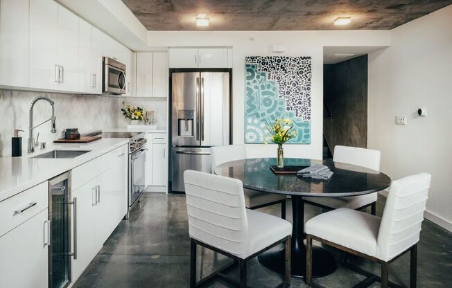 345 8 ST