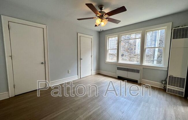 60 Flint St