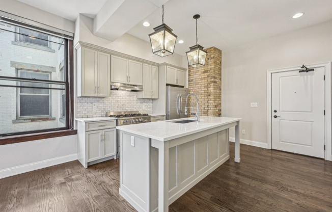 2 beds, 2 baths, 1,251 sqft, $2,995, Unit 306