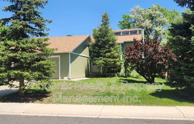 146 LOIS DR