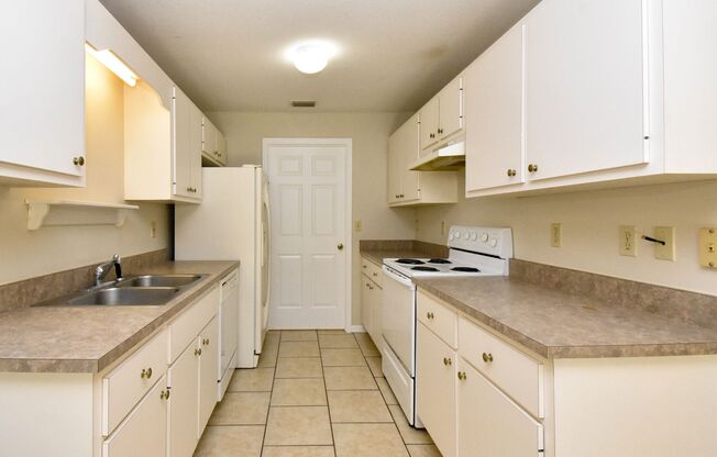 3 beds, 2 baths, $1,700