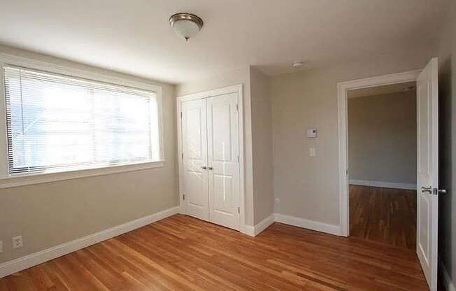3 beds, 2 baths, 1,123 sqft, $3,500, Unit 39