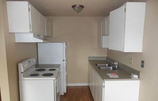 1 bed, 1 bath, 650 sqft, $1,350, Unit Cleopatra Apt - #10