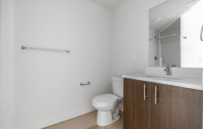 Studio, 1 bath, 299 sqft, $1,275, Unit 812