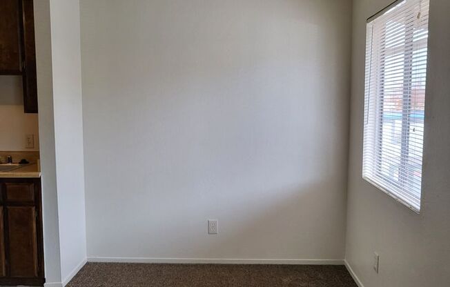 2323 Chester Ln #10 -Apartment