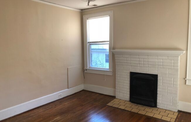 1 bed, 1 bath, 703 sqft, $1,150