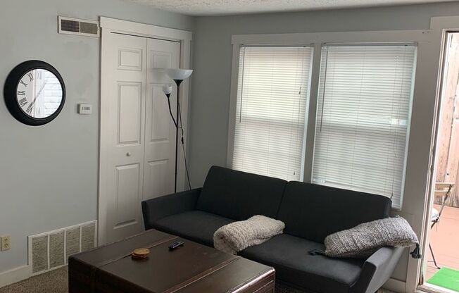 1 bed, 1 bath, $1,450, Unit 842-C