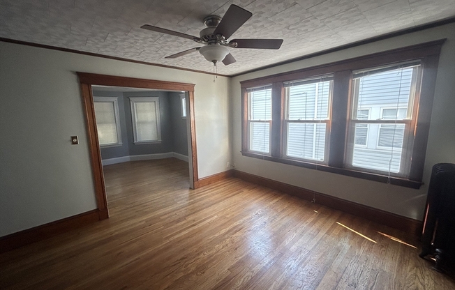 2 beds, 1 bath, 1,100 sqft, $2,500, Unit 1