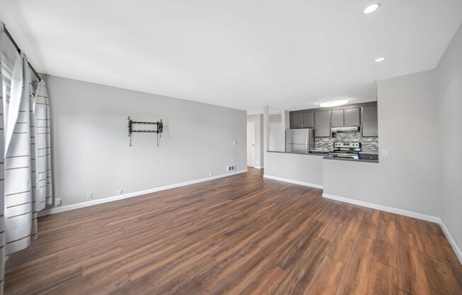 1 bed, 1 bath, $1,900