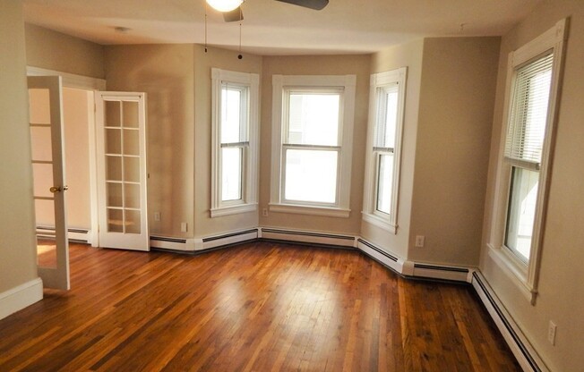 13 GLENWOOD AVE