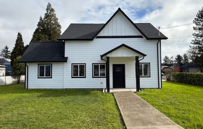 New Construction 2025: 5BR + Main-Level Office Amity OR