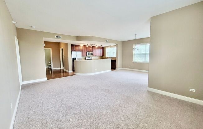 2 beds, 2 baths, 1,474 sqft, $2,600, Unit 322