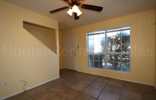 2 beds, 1.5 baths, $875, Unit Unit C