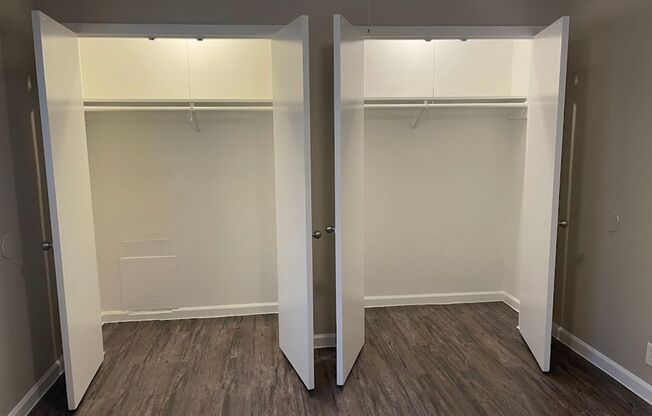 3 beds, 2 baths, 1,250 sqft, $1,850, Unit 263
