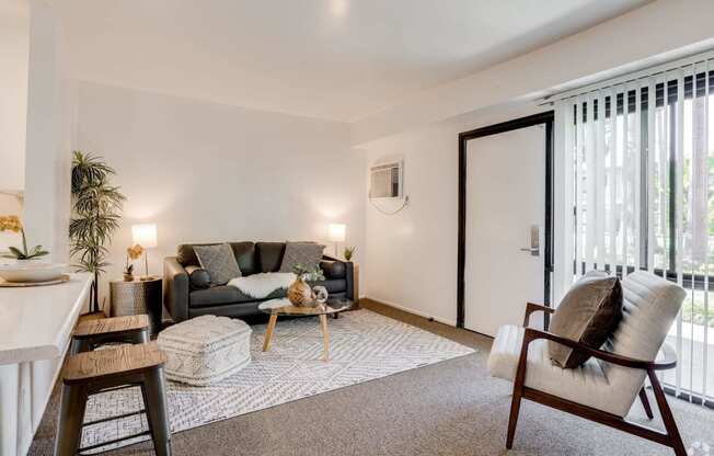 Welcome to University Parkâ¯ Apartments in Azusa, CA