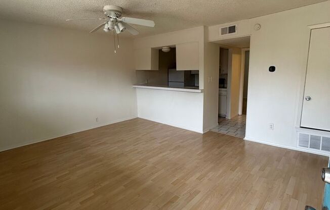 1 bed, 1 bath, 600 sqft, $1,199, Unit WWK-211
