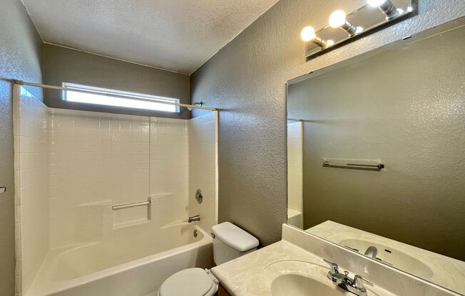 3 beds, 2 baths, 1,116 sqft, $975, Unit 2907 D Cantabrian Drive