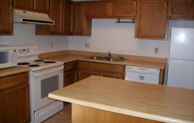 2 Bedroom, 2 bath located at The Meadows in Reno