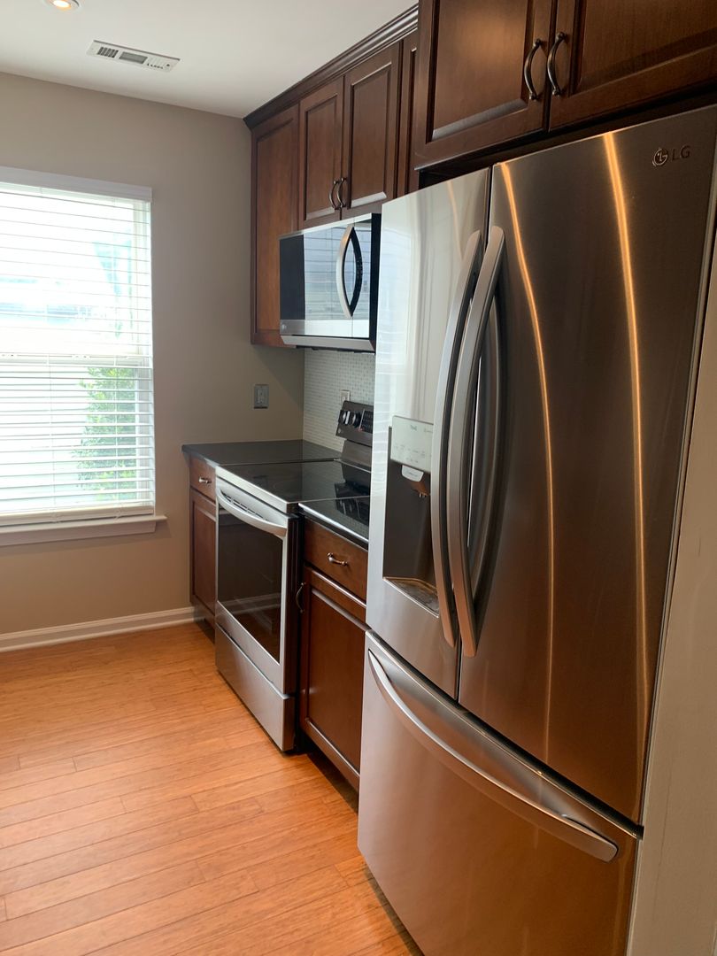 3-Story Townhome in Historic Fourth Ward – Uptown Living