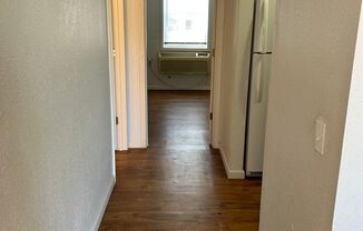 1 bed, 1 bath, $750, Unit 403 Park St. #2 Downstairs