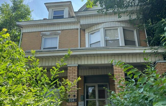 804 Heths Ave