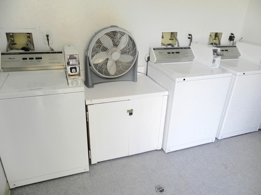 2 beds, 1.5 baths, 800 sqft, $1,055, Unit Unit 8