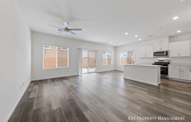 1126 NORTHERN CARDINAL DR