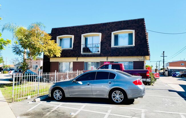 AVAILABLE NOW! 1BD/1BA APARTMENT IN NORMAL HEIGHTS! Only $1,695/mo!!