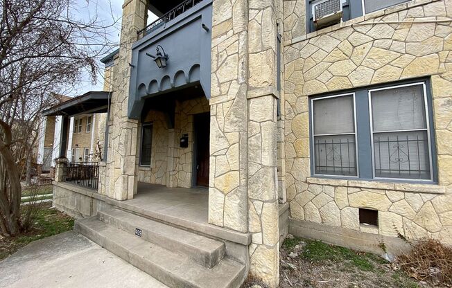 409 Club Dr