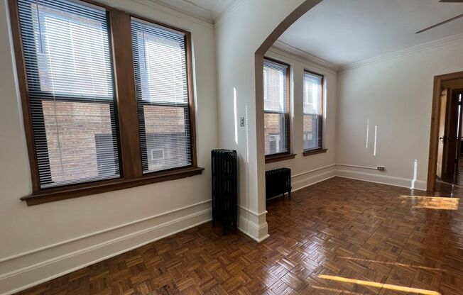 1 bed, 1 bath, 700 sqft, $1,945, Unit 429-102