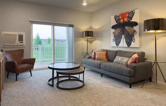 2 beds, 2 baths, 1,010 sqft, $1,710, Unit 2 - 117