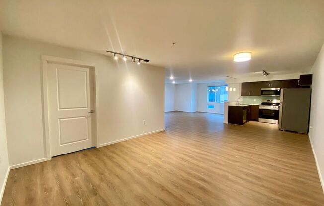 2 beds, 2 baths, 900 sqft, $2,995, Unit 2403-A