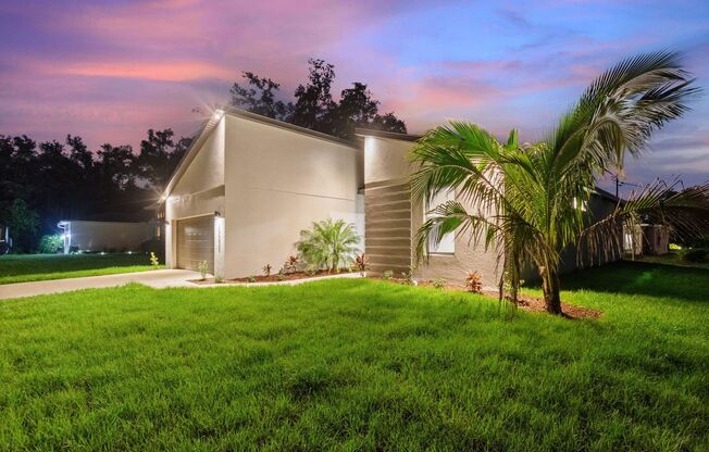 Deposit-Free! Modern, energy efficient home with ALL of the upgrades! North Port, FL