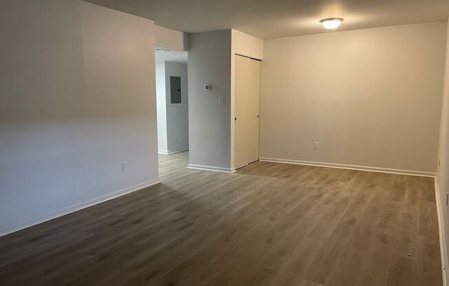 1 bed, 1 bath, 790 sqft, $1,125, Unit 49