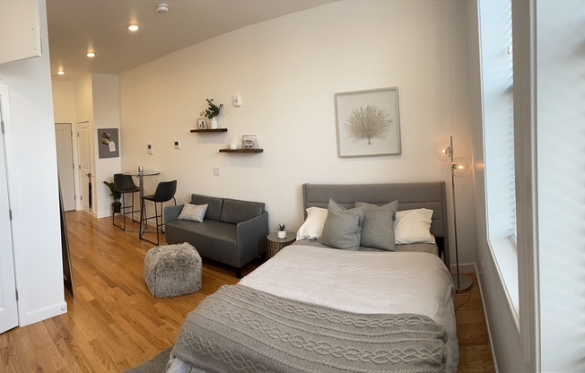 Studio, 1 bath, $1,650, Unit 502
