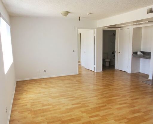 1 bed, 1 bath, $1,825, Unit 207