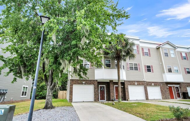 Spacious End Unit Townhome