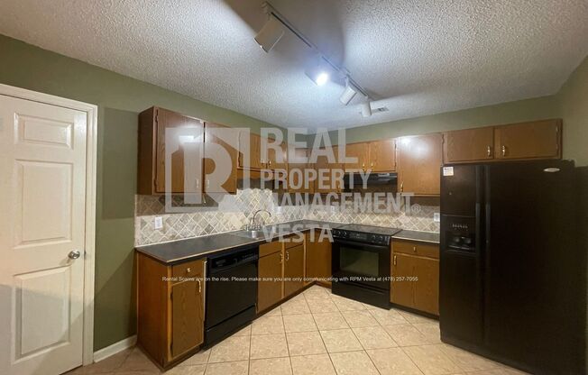 146 LK POINTE DR