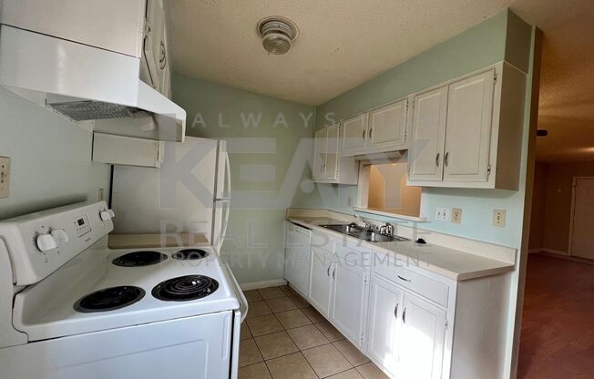 2 beds, 1.5 baths, $975