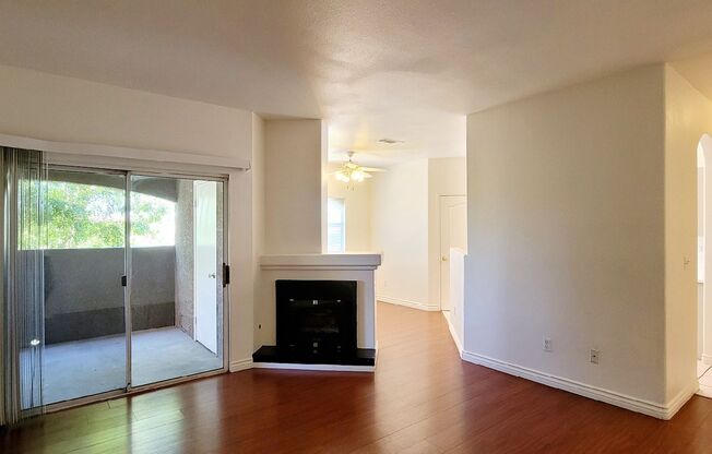 5525 W Flamingo Rd #2033 - 2 bedrooms , 2 bathrooms, 1135 SQFT