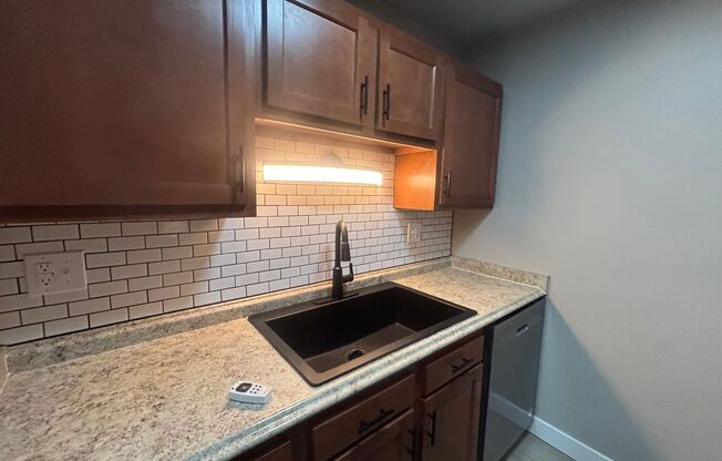 1 bed, 1 bath, 540 sqft, $1,149, Unit 2221 - 3A