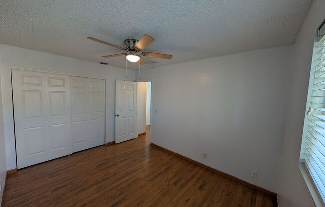 3 beds, 2 baths, $2,000, Unit # 71