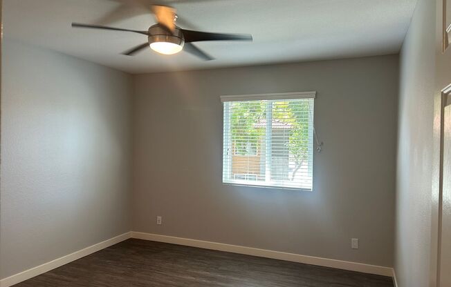 2 beds, 1 bath, 875 sqft, $2,725, Unit 42