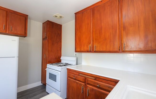 Studio, 1 bath, $1,995, Unit 30