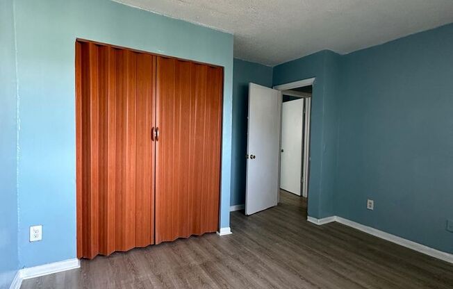 2 beds, 1 bath, 750 sqft, $1,800, Unit 5300-26