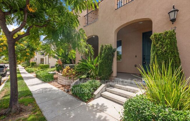 2206 ANDALUSIA LN