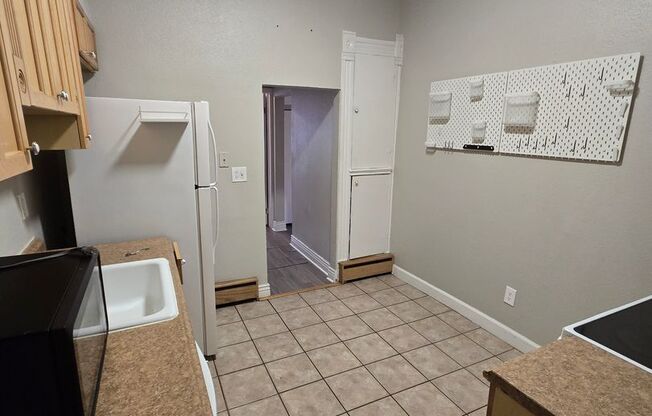 $500.00 Off First Months Rent! Updated & Inviting Highlands Condo – Live in the Heart of It All!!